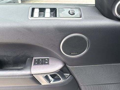 Used 2018 Land Rover Range Rover Sport HSE AWD/4WD image 13