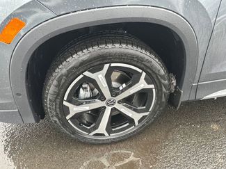 New 2026 Volkswagen Tiguan SE video 2