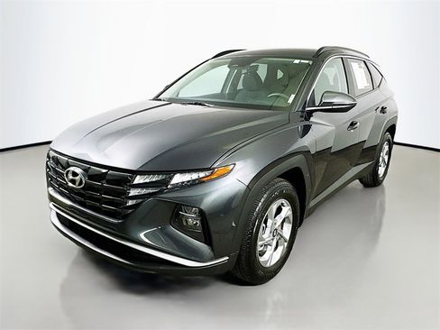Used 2023 Hyundai Tucson SEL image 3