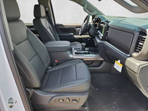 New 2026 Chevrolet Silverado 1500 LTZ AWD/4WD image 17