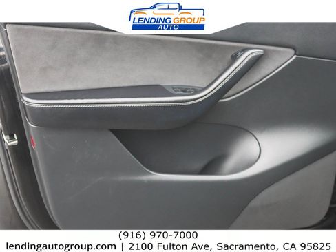 Used 2021 Tesla Model Y Long Range image 19