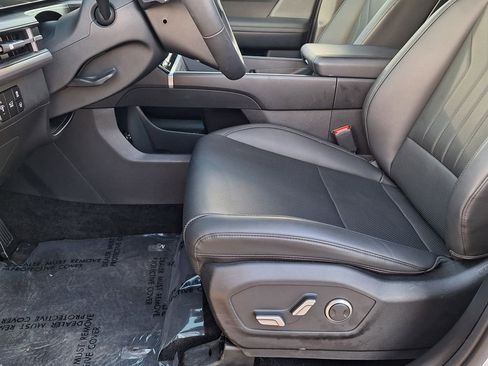 New 2025 Hyundai Santa Fe XRT AWD/4WD image 11
