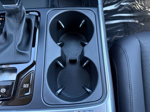 Used 2026 Kia Carnival SX Prestige image 25