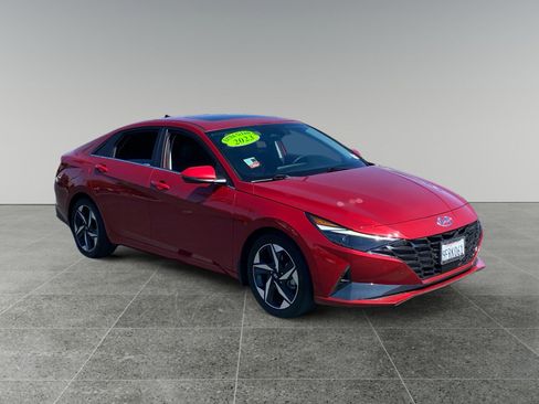 Used 2023 Hyundai Elantra Limited FWD image 7