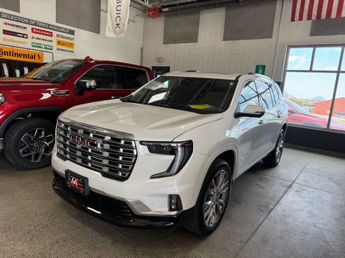 Used 2025 GMC Acadia Denali w/ Super Cruise Package AWD/4WD image 1