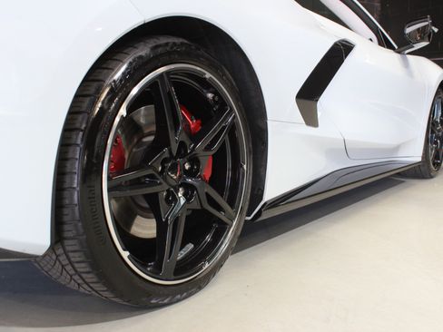 Used 2020 Chevrolet Corvette Stingray Premium Cpe w/ 3LT Preferred Equipment Group image 26