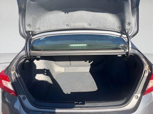 Used 2018 Honda Accord Sport image 13
