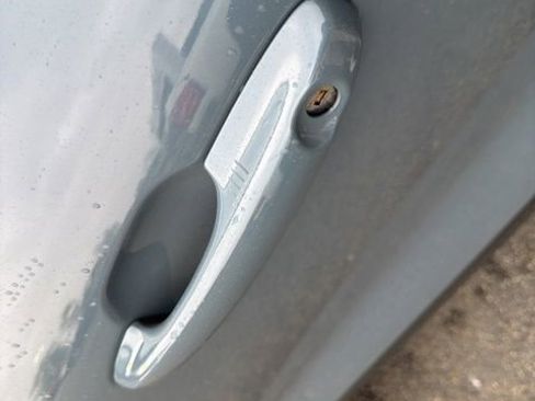 Used 2023 Ford Escape SE w/ Class II Trailer Tow Package image 20