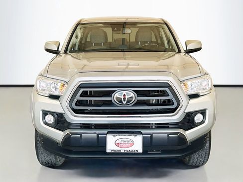 Used 2023 Toyota Tacoma SR5 w/ Technology Package AWD/4WD image 2