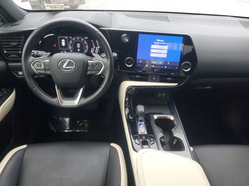 Used 2023 Lexus NX 250 FWD image 14