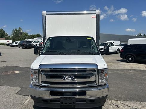 New 2026 Ford E-450 and Econoline 450 Super Duty w/ Power Equipment Group image 8
