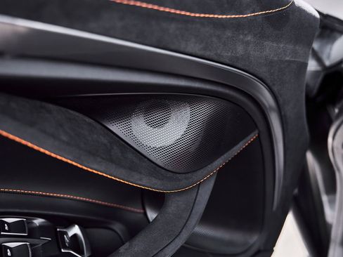 Used 2025 McLaren 750S Spider image 35