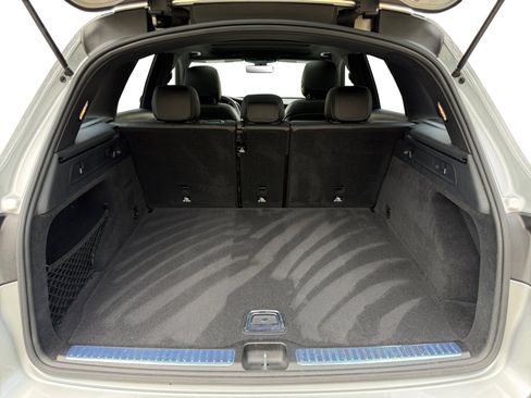 Used 2020 Mercedes-Benz GLC 300 4MATIC image 25