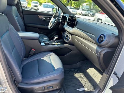 Used 2024 Chevrolet Blazer RS w/ LPO, Floor Liner Package AWD/4WD image 33