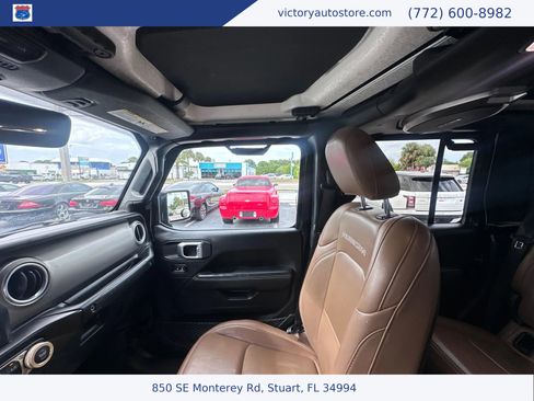 Used 2020 Jeep Gladiator Rubicon w/ Dual Top Group image 46