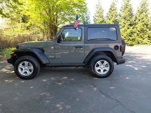 Used 2021 Jeep Wrangler Sport AWD/4WD image 25