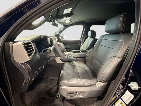 New 2026 Toyota Tundra SR5 image 18