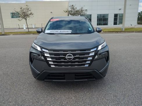 Certified 2026 Nissan Rogue SV image 9