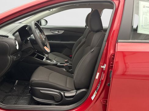 Used 2023 Kia Forte LXS FWD image 11