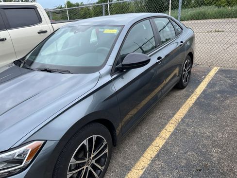 Used 2023 Volkswagen Jetta Sport FWD image 5