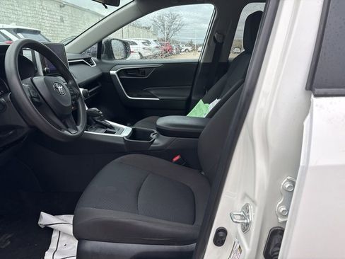 Used 2024 Toyota RAV4 LE image 12