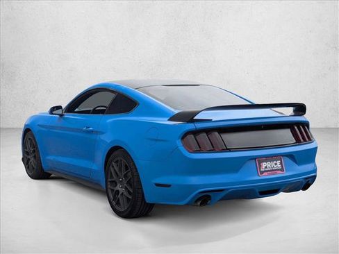 Used 2017 Ford Mustang Coupe image 7