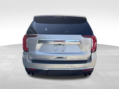 Used 2023 GMC Yukon Denali AWD/4WD image 8