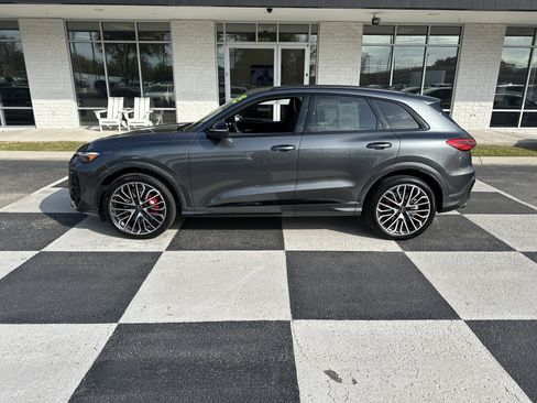 Used 2025 Audi SQ5 Premium Plus image 1