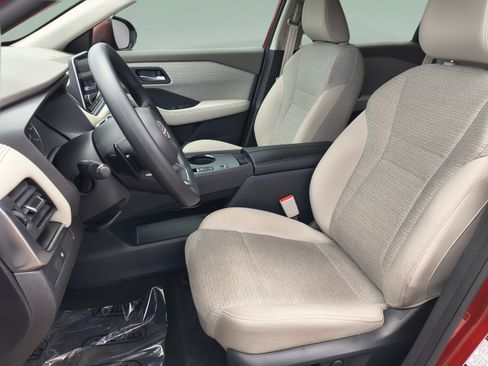 Certified 2023 Nissan Rogue SV FWD image 22
