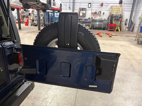 Used 2001 Jeep Wrangler Sport image 20