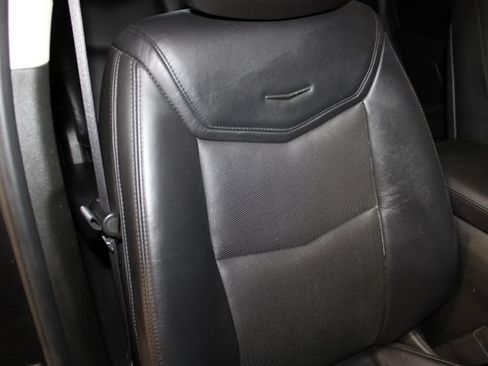 Used 2017 Cadillac XT5 Luxury AWD/4WD image 28