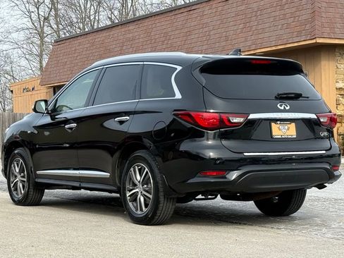Used 2019 INFINITI QX60 Luxe w/ Essential Package AWD/4WD image 3