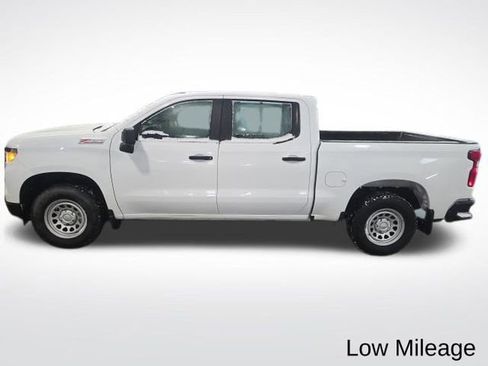 Used 2024 Chevrolet Silverado 1500 W/T w/ Z71 Off-Road Package image 2