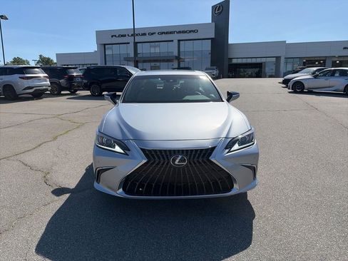 Certified 2023 Lexus ES 350 w/ Premium Package FWD image 6