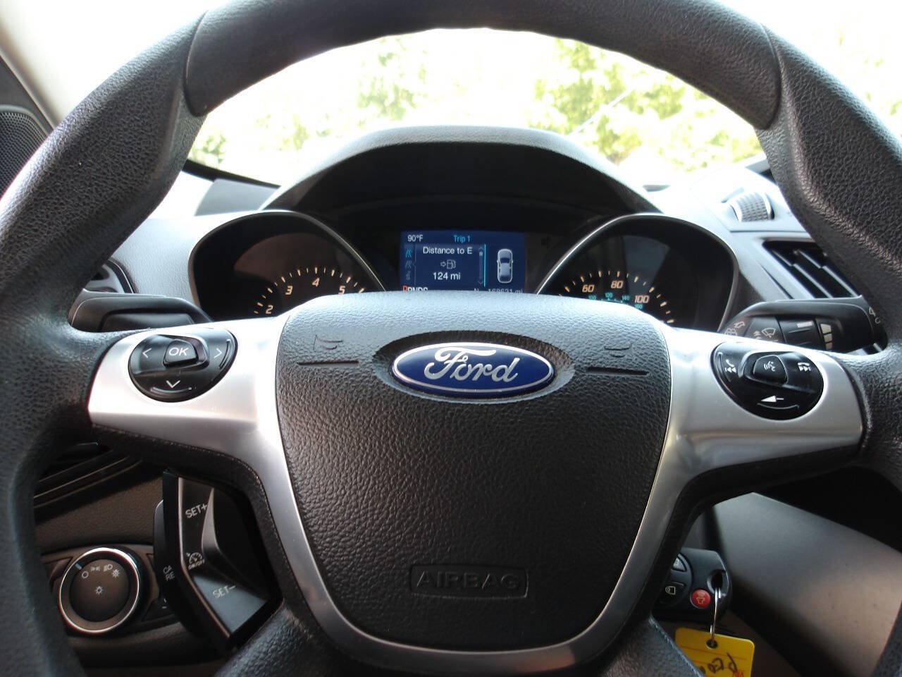 Used 2015 Ford Escape SE FWD image 15