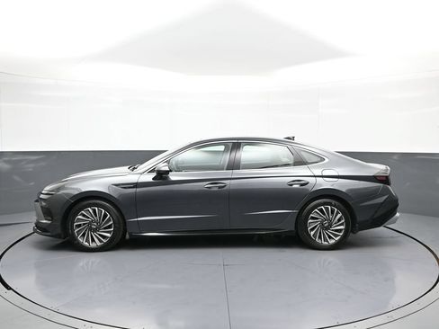 Used 2026 Hyundai Sonata SEL FWD image 9