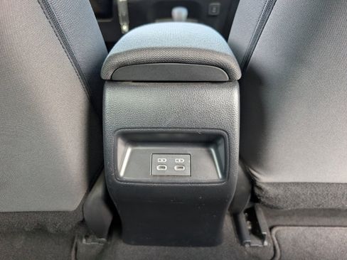 Used 2023 Toyota Corolla LE FWD image 7
