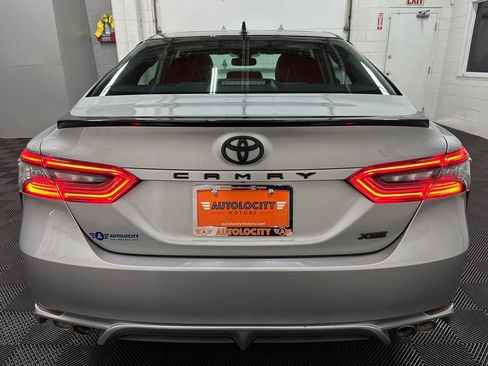 Used 2024 Toyota Camry XSE FWD image 9