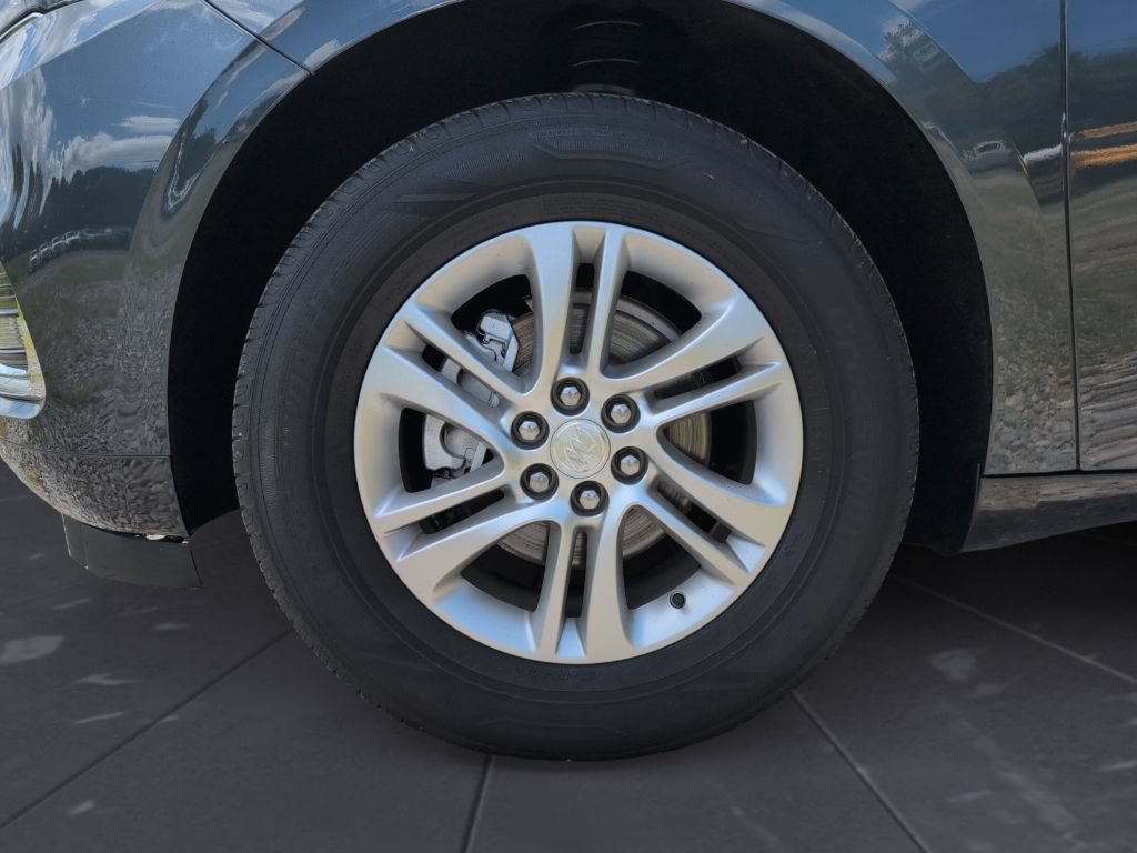 Used 2018 Buick Enclave Essence FWD image 28