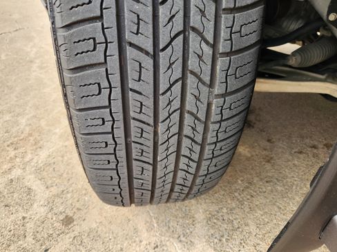 Used 2020 Nissan Pathfinder SV w/ Cargo Package image 12