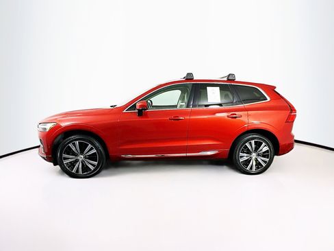 Used 2023 Volvo XC60 B5 Plus w/ Climate Package AWD/4WD image 4