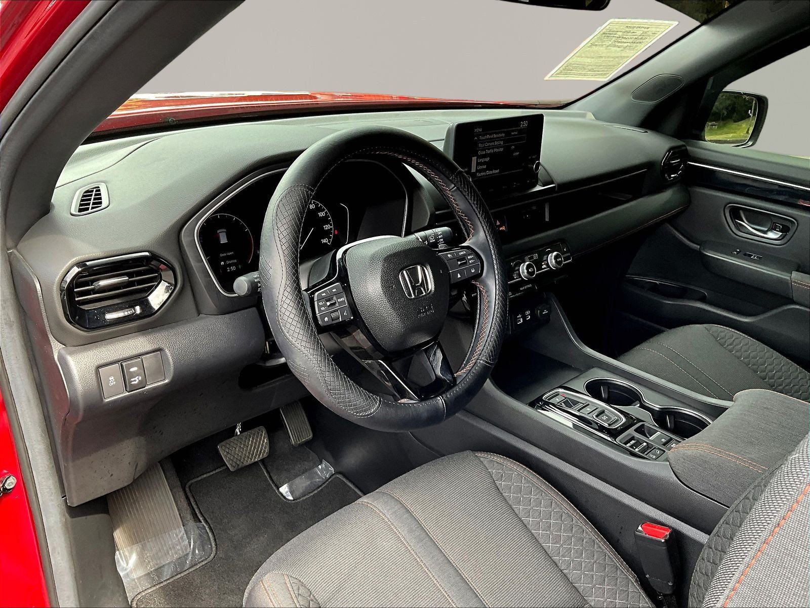 Used 2025 Honda Pilot Sport image 17