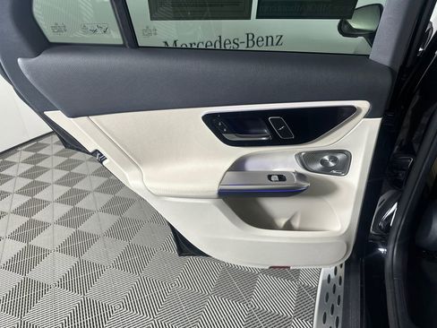 Certified 2026 Mercedes-Benz GLC 300 4MATIC image 24