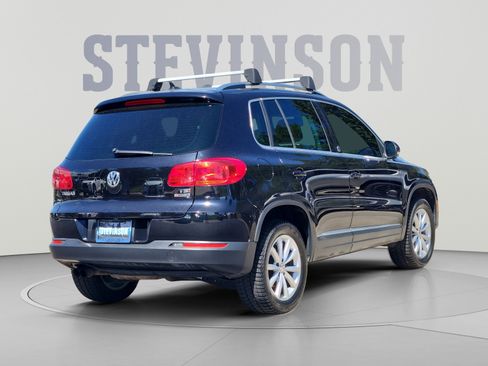 Used 2017 Volkswagen Tiguan Wolfsburg Edition AWD/4WD image 5