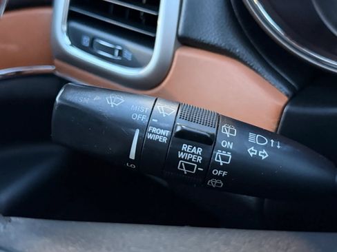 Used 2013 Jeep Grand Cherokee Overland AWD/4WD image 34