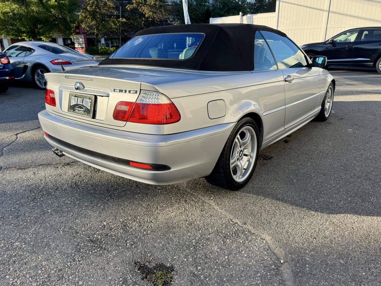 Used 2004 BMW 330Ci Convertible RWD image 9