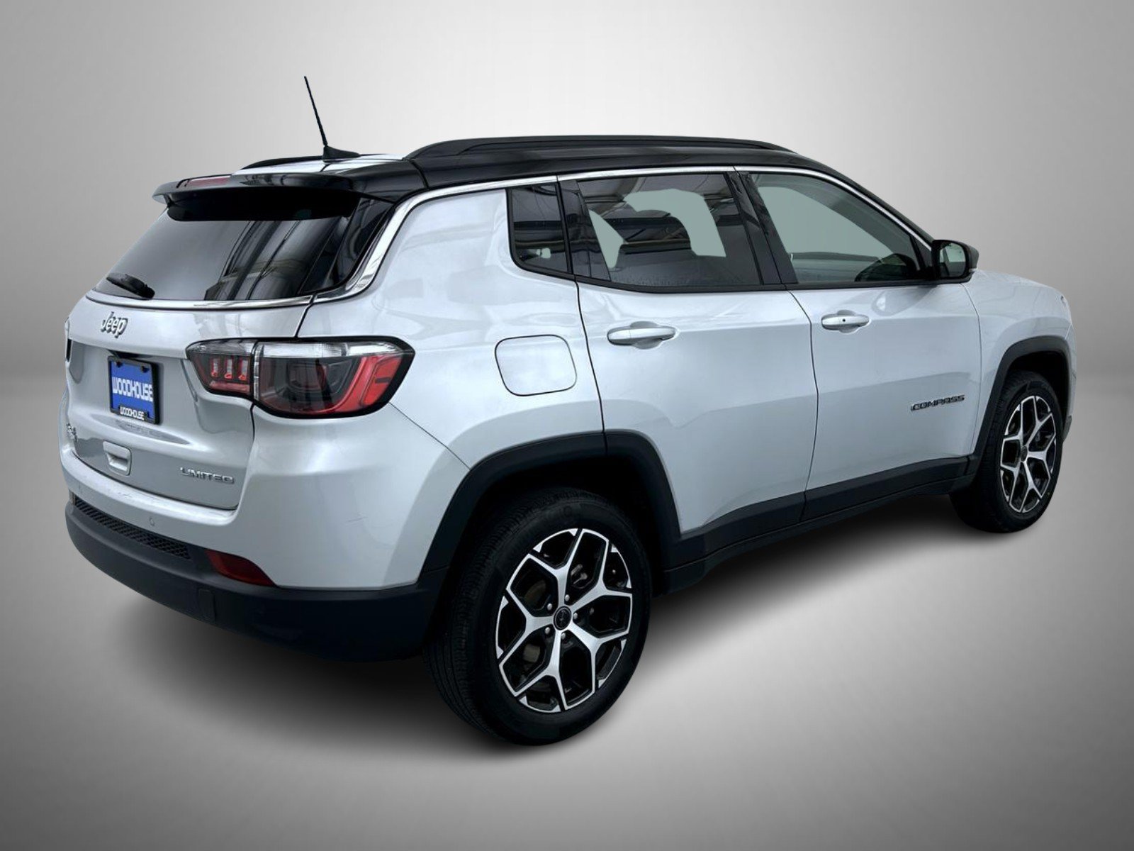 Certified 2025 Jeep Compass Limited AWD/4WD image 5
