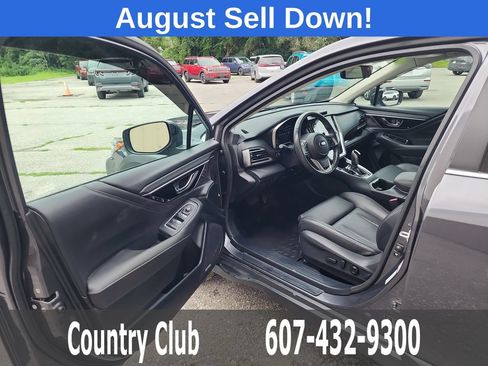 Used 2025 Subaru Outback Limited AWD/4WD image 10