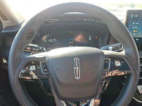 New 2026 Lincoln Corsair Reserve w/ Jet Appearance Package image 13