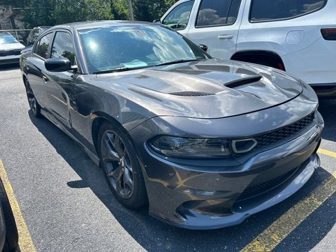 Used 2022 Dodge Charger R/T w/ Plus Group RWD image 2
